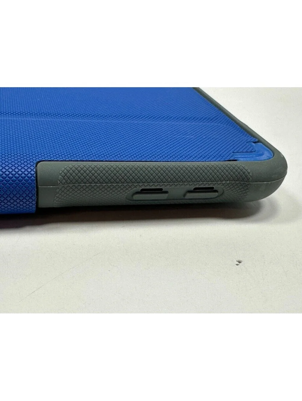 STM Dux rugged case for Apple iPad 5th/6th Gen (9.7 inch) - BLUE- New